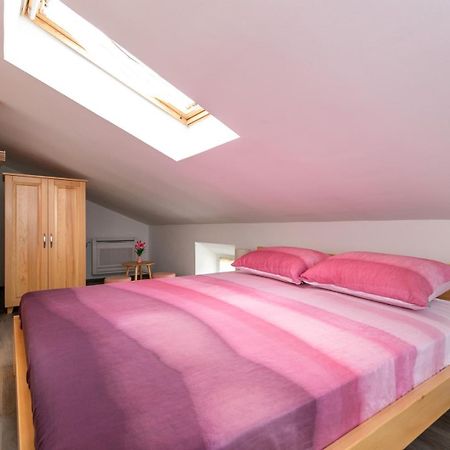 Apartments Gabi Punat Exterior photo