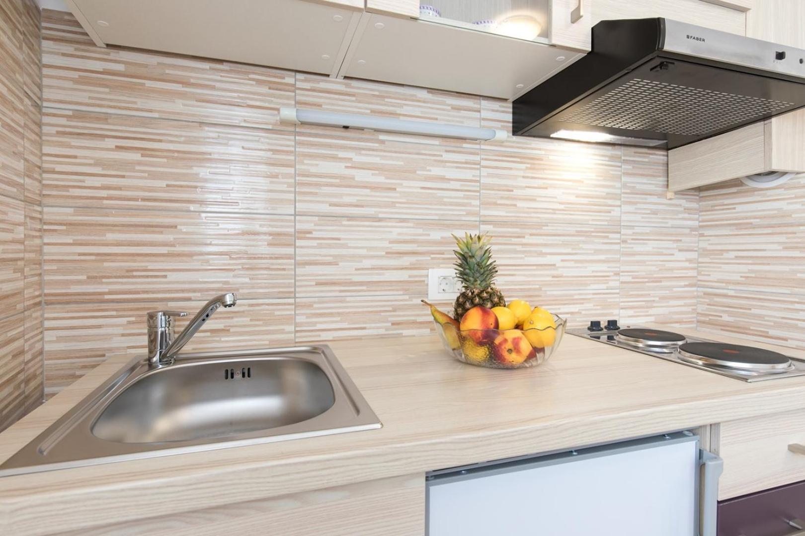 Apartments Gabi Punat Exterior photo